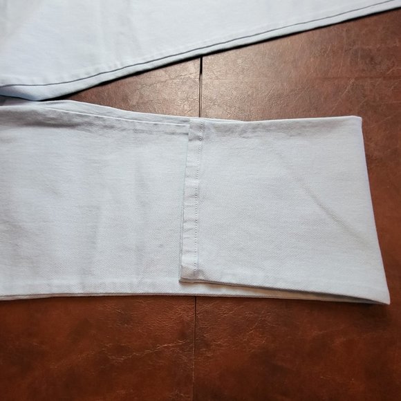 NWT Gloria Vanderbilt Amanda light blue denim jeans baby blue color size 6 Short - Picture 12 of 16